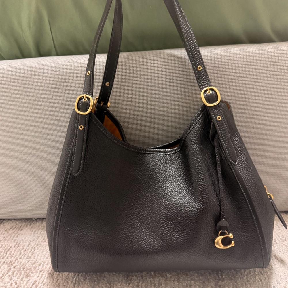 Coach Bella / Lori Bag - Picture 1 of 3